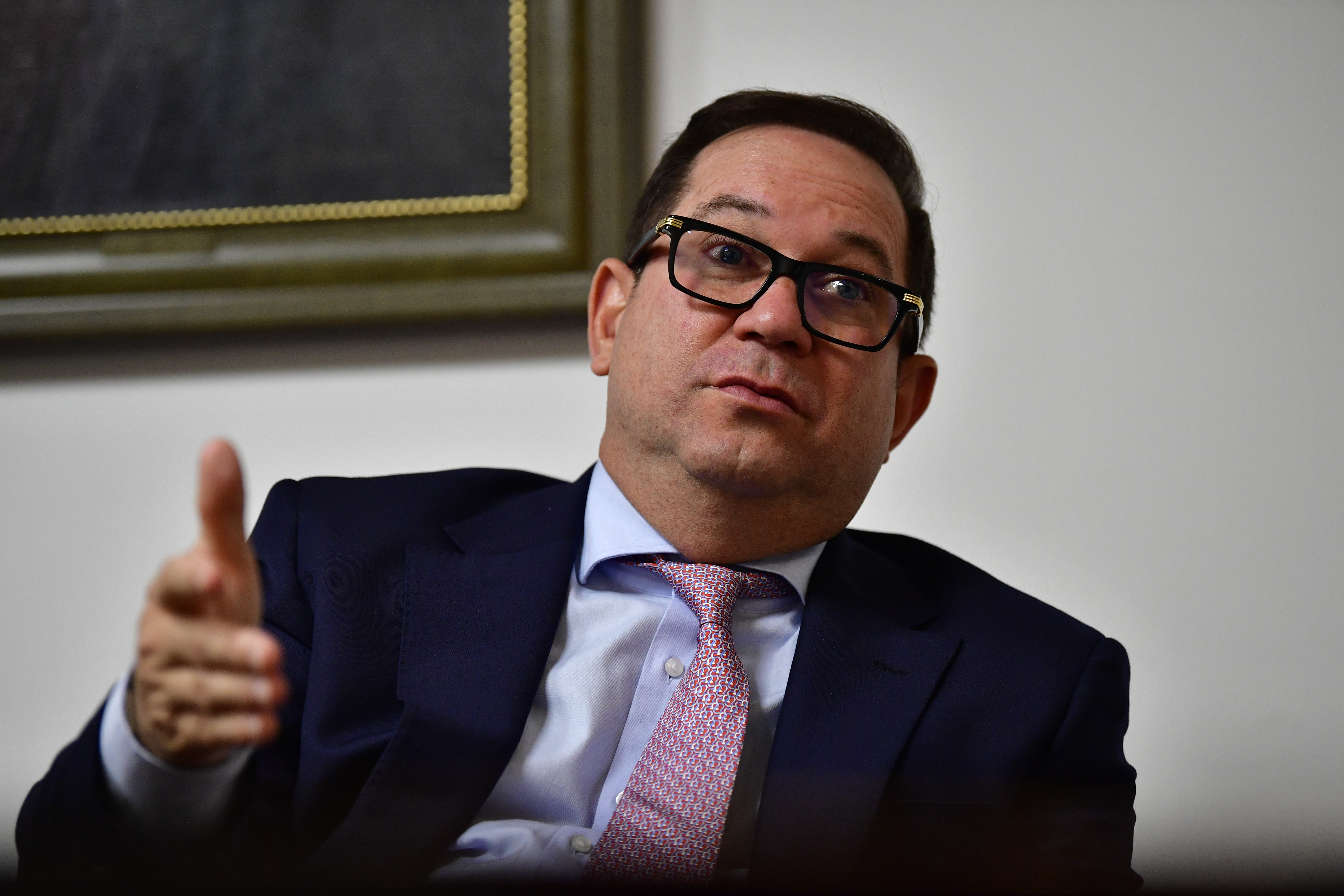 Presidente del Senado critica a ministros de Petro: “medio gabinete es bastante flojo”