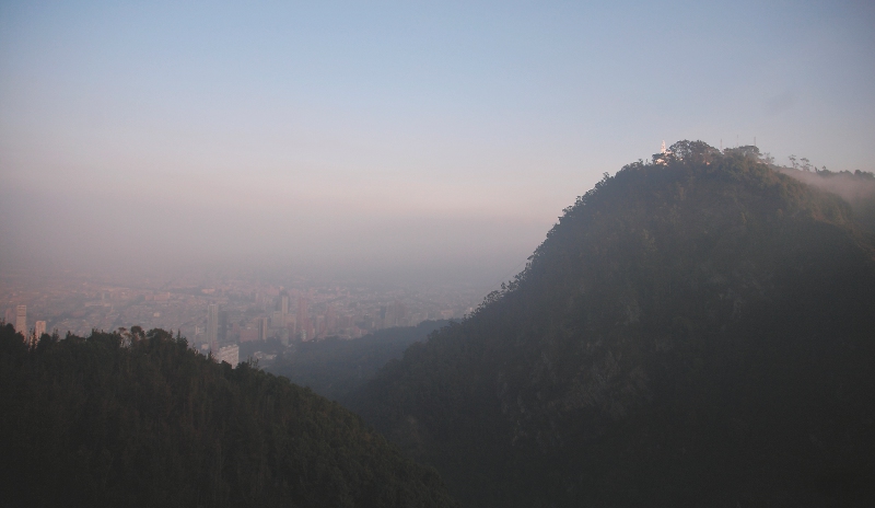 Calidad del aire en Bogotá comprometida por incendios forestales de Tolima