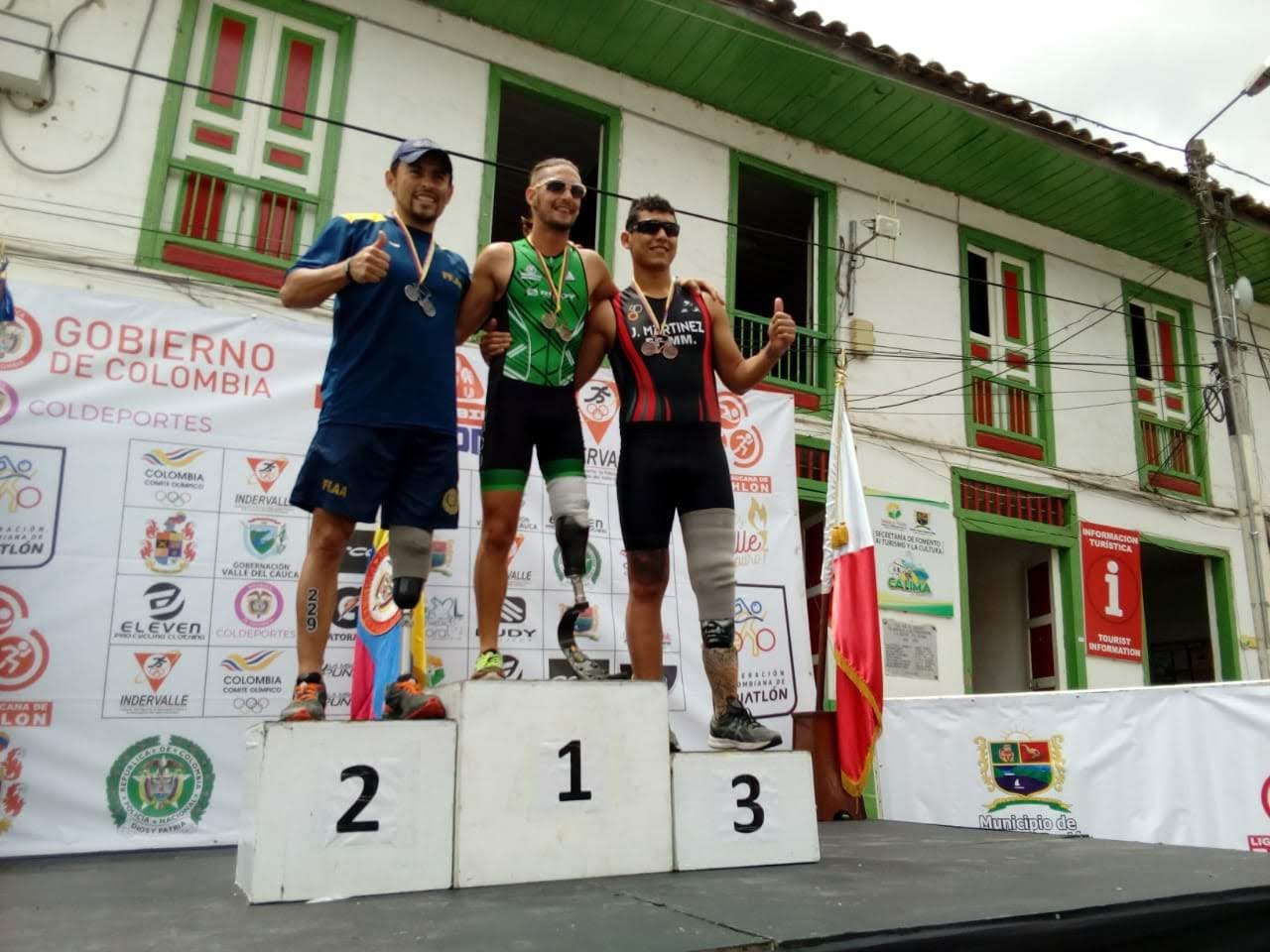 Equipo paratriatlón FFMM