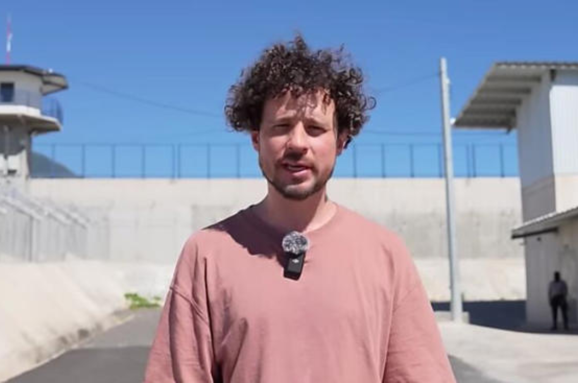 Luisito comunica en la Feria del Libro 2024: hora y dónde será la firma de libros
