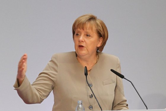 Nadie puede pronosticar cuándo se superará la crisis: Merkel