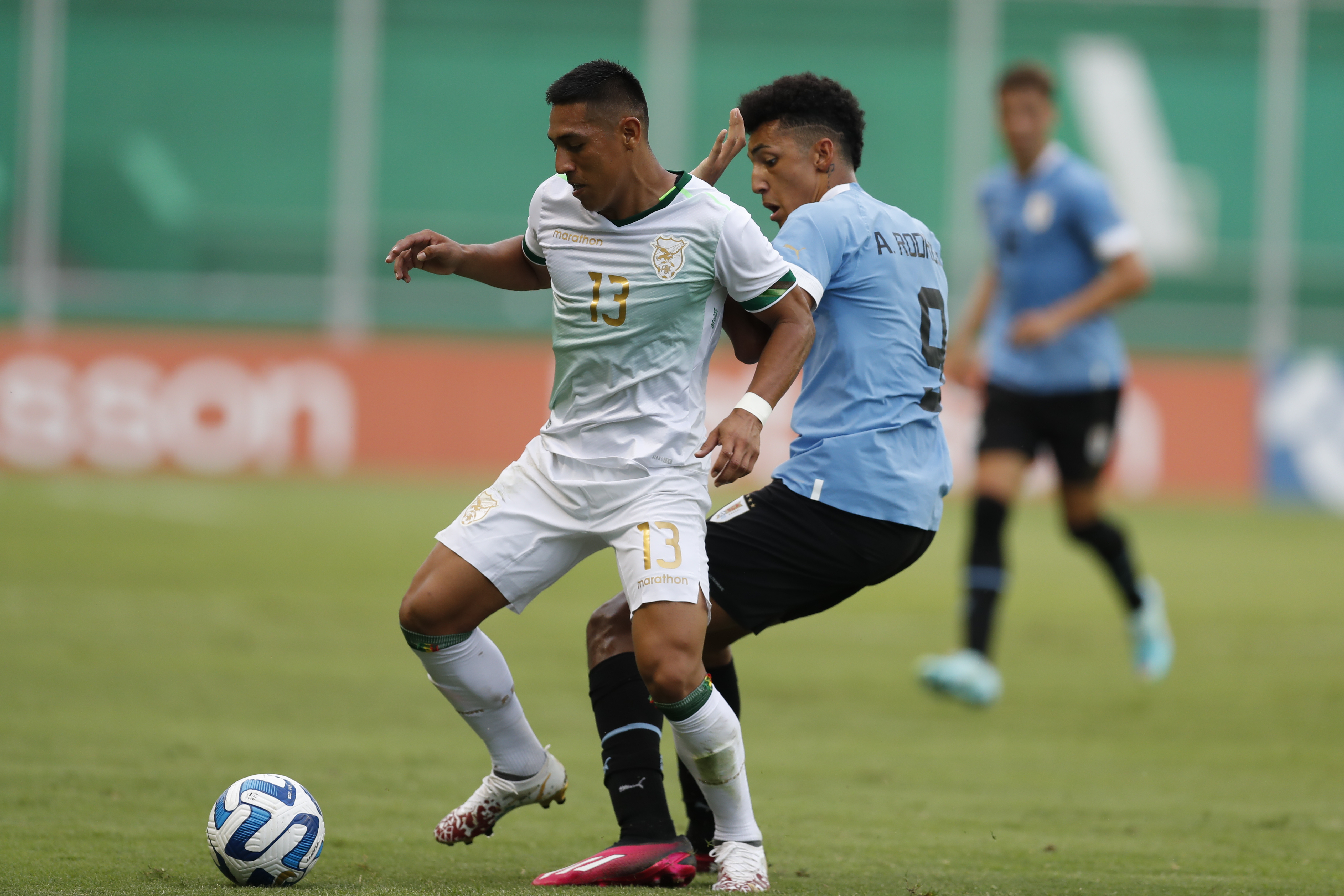 Uruguay goleó a Bolivia y la dejó por fuera del Sudamericano sub 20