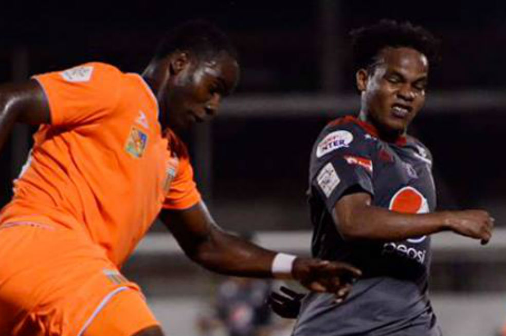 América perdió con Envigado y se complica en la zona del descenso