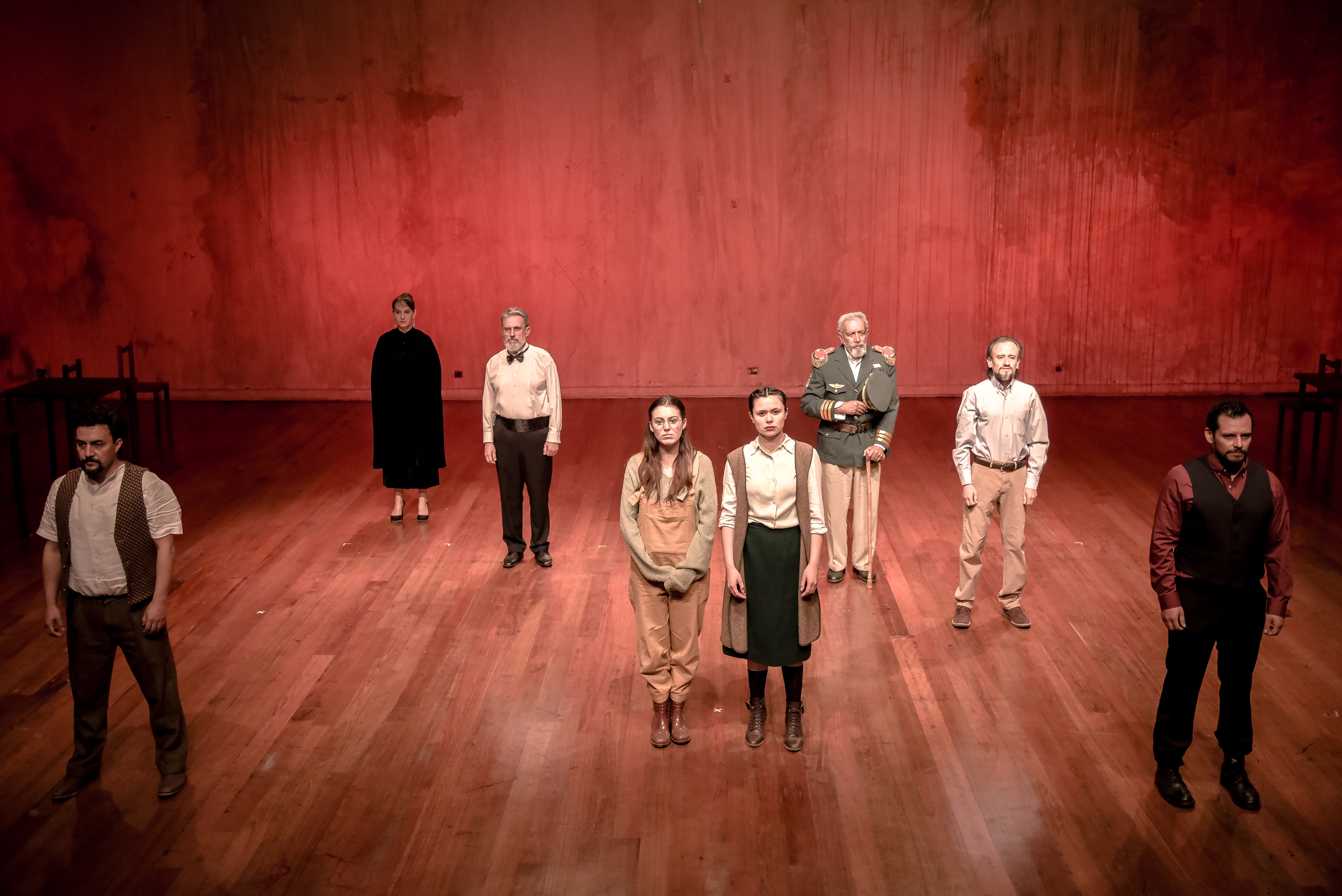 Bernardo García, Giancarlo Mendoza, Fernando Pautt, Myra Patiño, Manuela Salazar, Carlos Alberto Pinzón, Luisa Guerrero y Andrés Caballero conforman el elenco de "El pato salvaje".