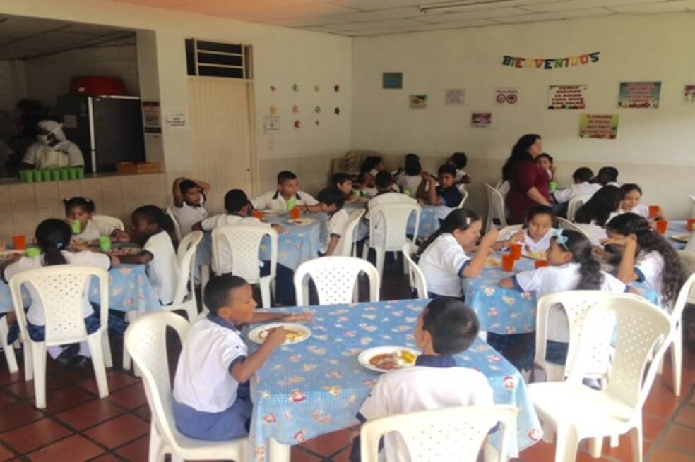 Alimentos para menús del PAE en el Valle, serán vendidos por campesinos del departamento
