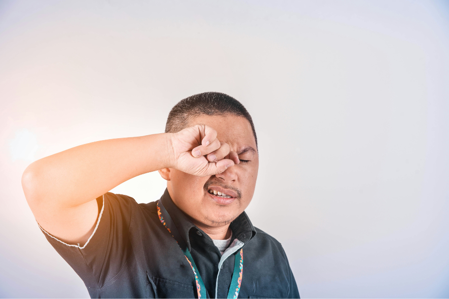¿Ojos cansados por las pantallas? Descubre cómo aliviarlos de forma rápida