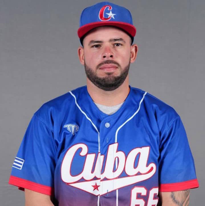 El beisbolista Iván Prieto desertó de su equipo en Miami para no volver a Cuba