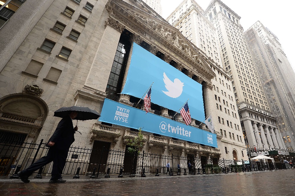 Junta de Twitter se defiende de la oferta de compra de Elon Musk