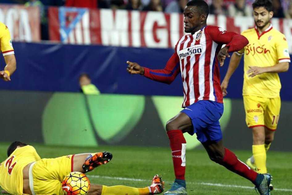 El delantero colombiano Jackson Martínez en el partido frente al Sporting de Gijón. / EFE