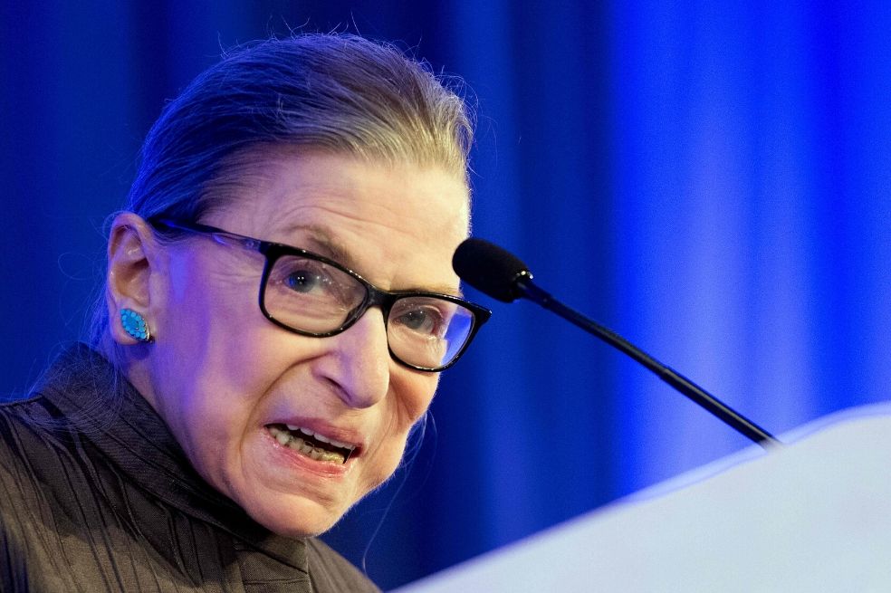 La biblioteca de la jueza Ruth Bader Ginsburg sale a subasta