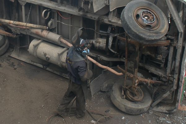 Cayó red que cobraba chatarrización de tractocamiones que no existían