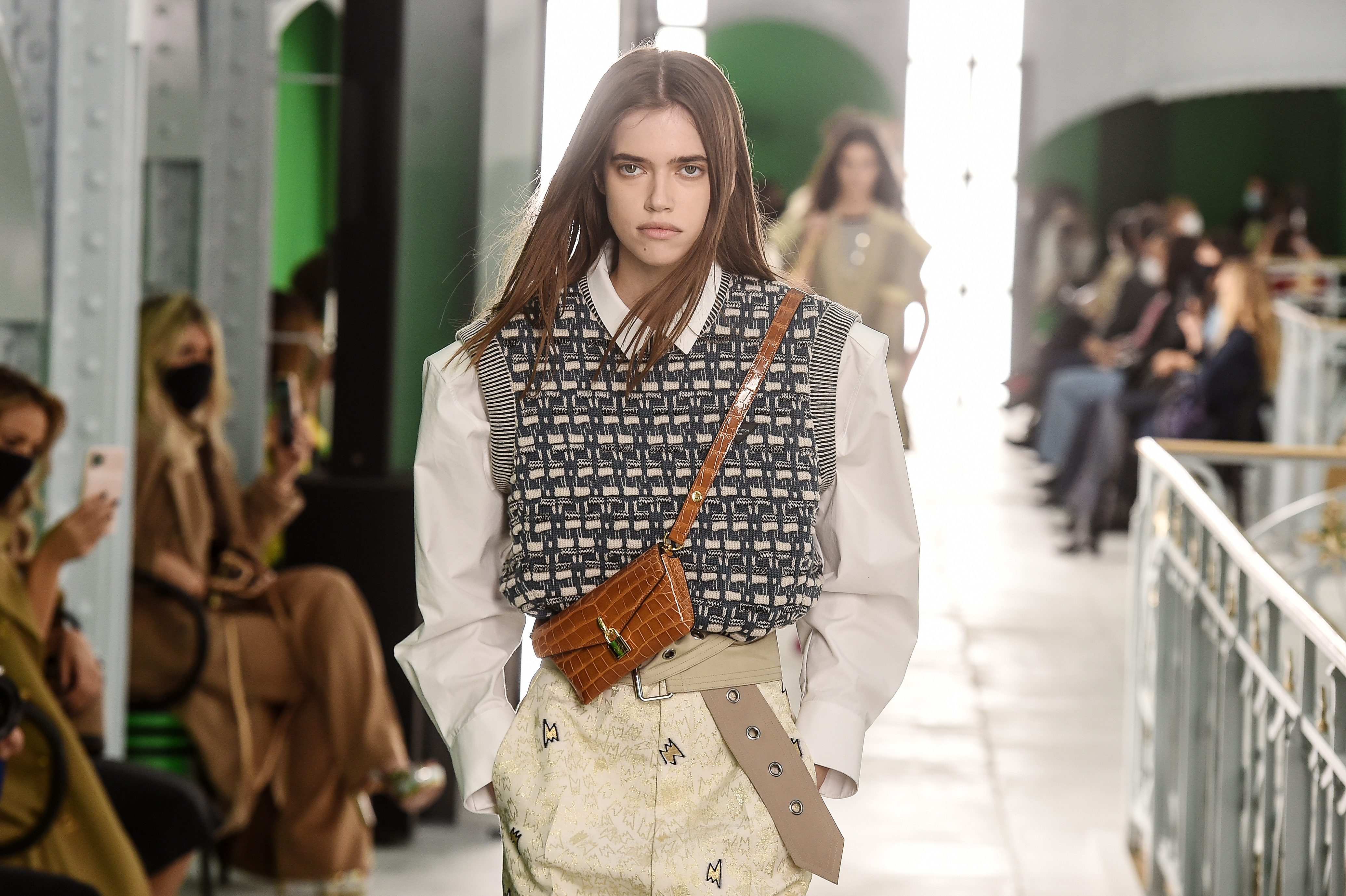Modelo en la Pasarela Louis Vuitton durante the women's Spring/Summer 2020/2021