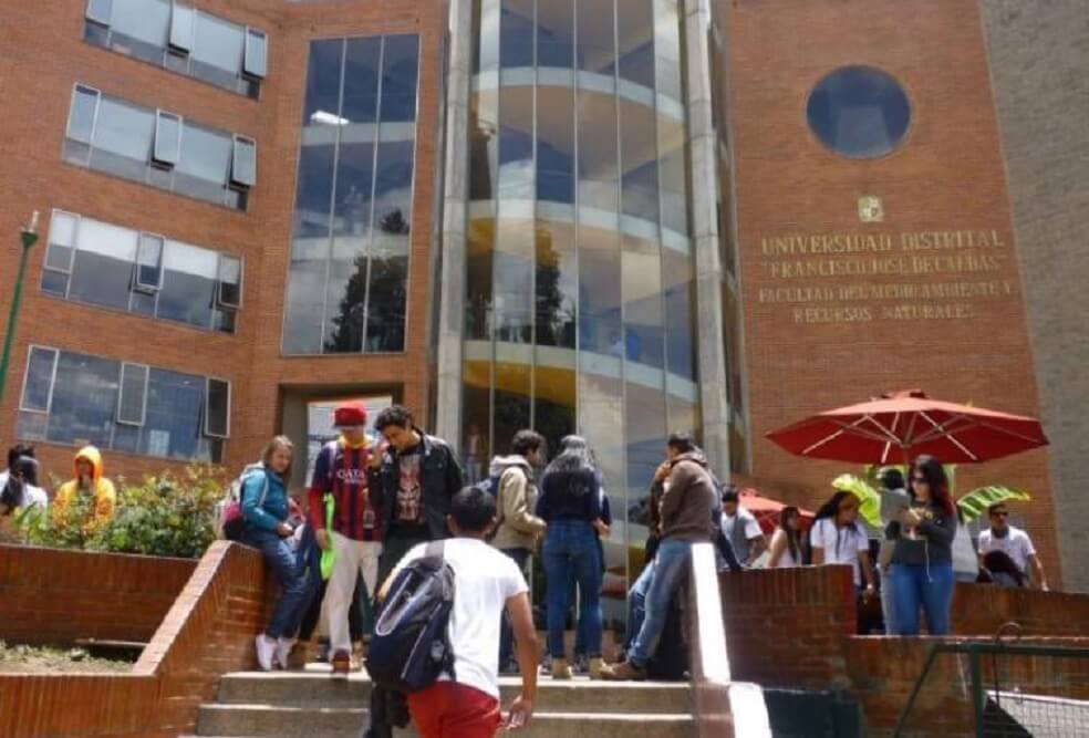 Contraloría advierte que se habrían desviado $4.100 millones de la extensión de la U. Distrital