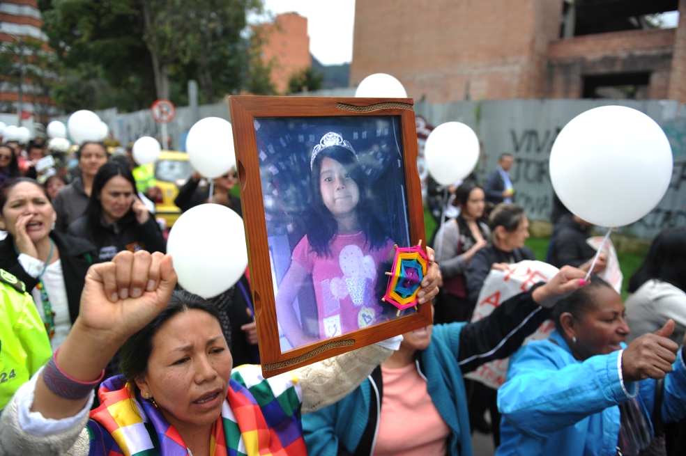 En el día contra el feminicidio, Bogotá rinde homenaje a Yuliana Samboní