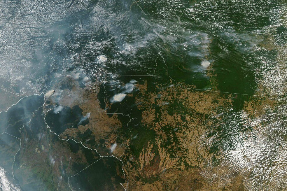 Satélites de la NASA muestran cómo arde la Amazonia de Brasil