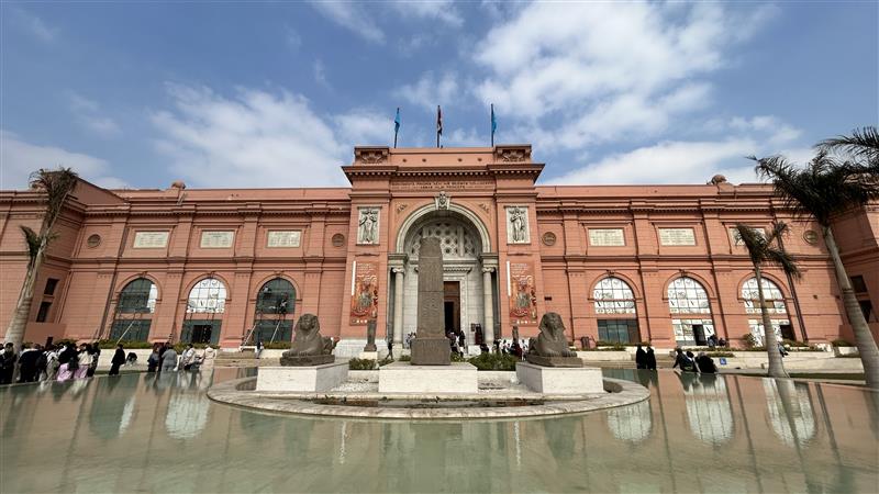 Cuatro detenidos por robar una joya egipcia de 3000 años y venderla por 4000 dólares