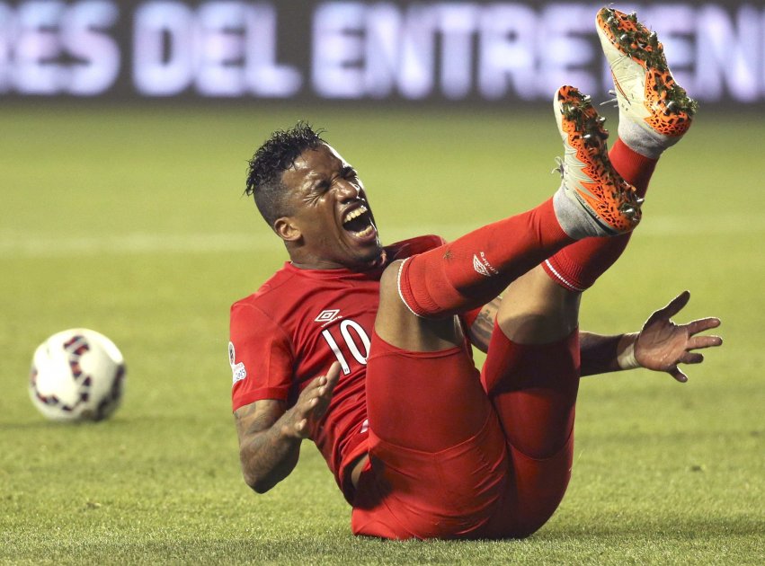 Perú se entrena sin Farfán