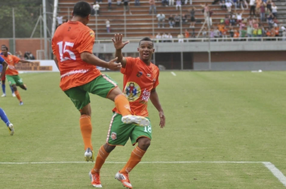 Envigado salvó un punto en el último minuto