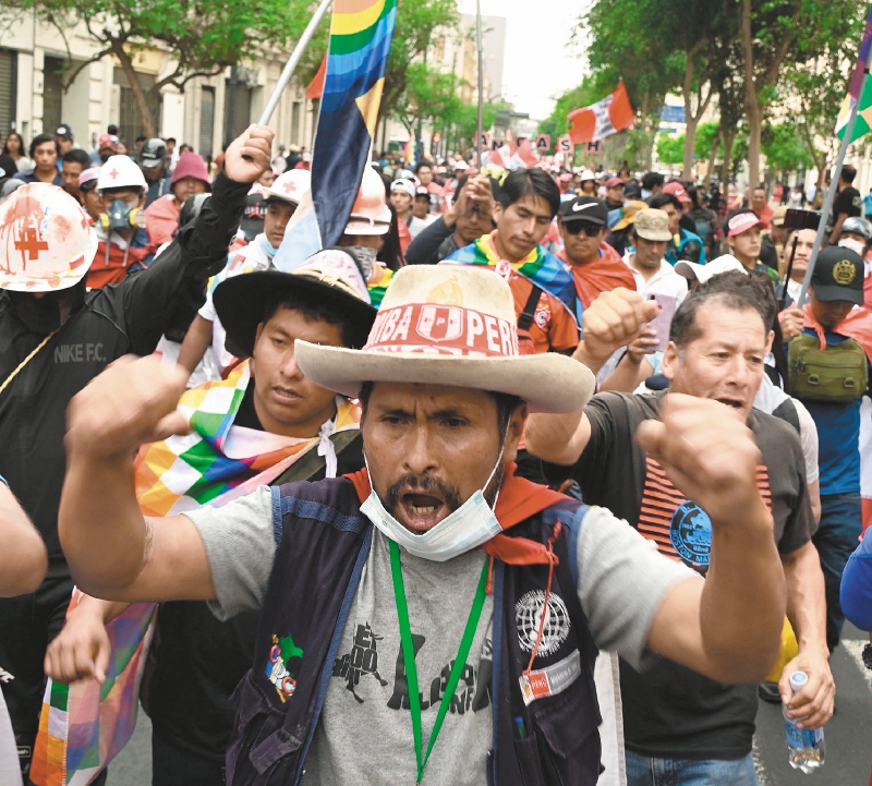 Perú, dos meses en medio de la protesta social
