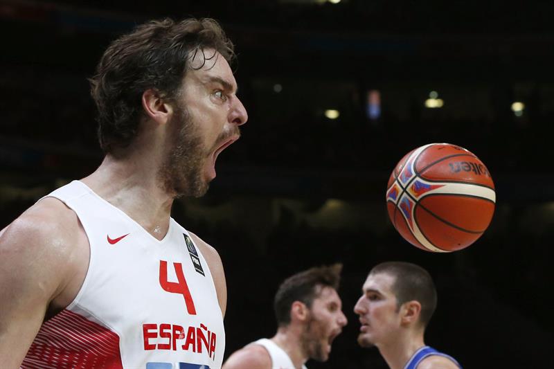Pau Gasol hace magia y lleva a España a Río 2016