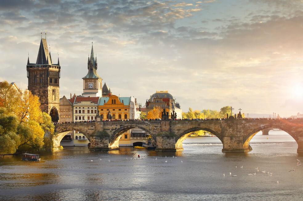 Praga, un cuento sin final de amores y colores