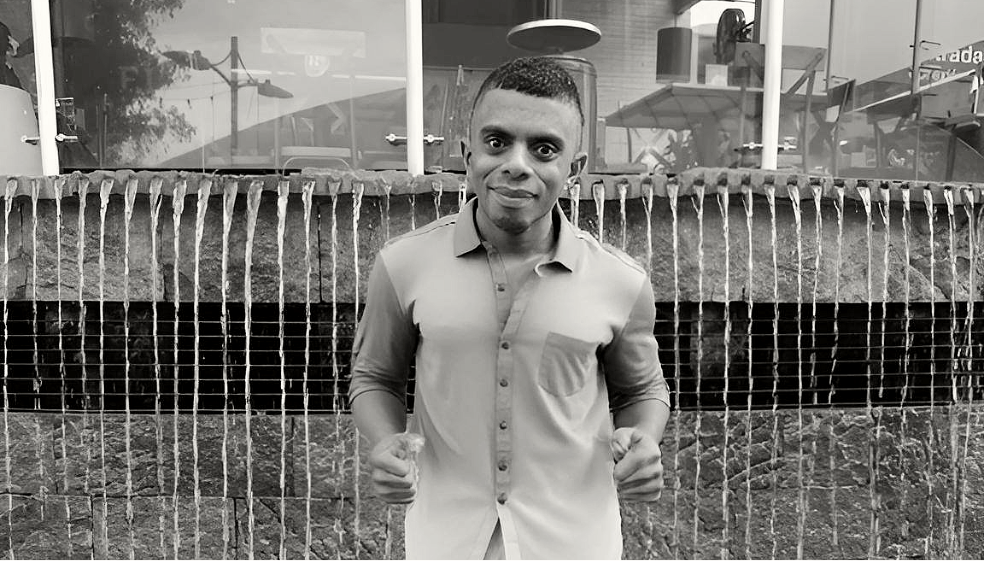 Consternación por muerte de influenciador colombiano: hospital responde a críticas