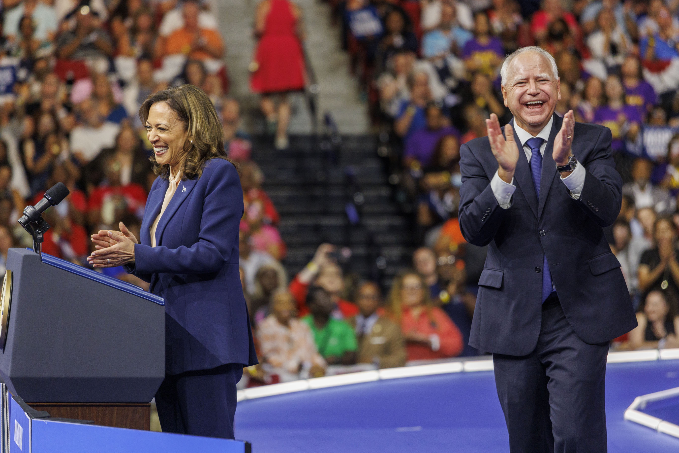 Harris le gana a Trump a nivel nacional, pero el resultado por estado es mixto