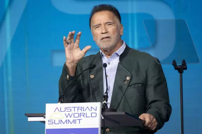 Arnold Schwarzenegger critica a Trump y confirma que votará por Kamala Harris