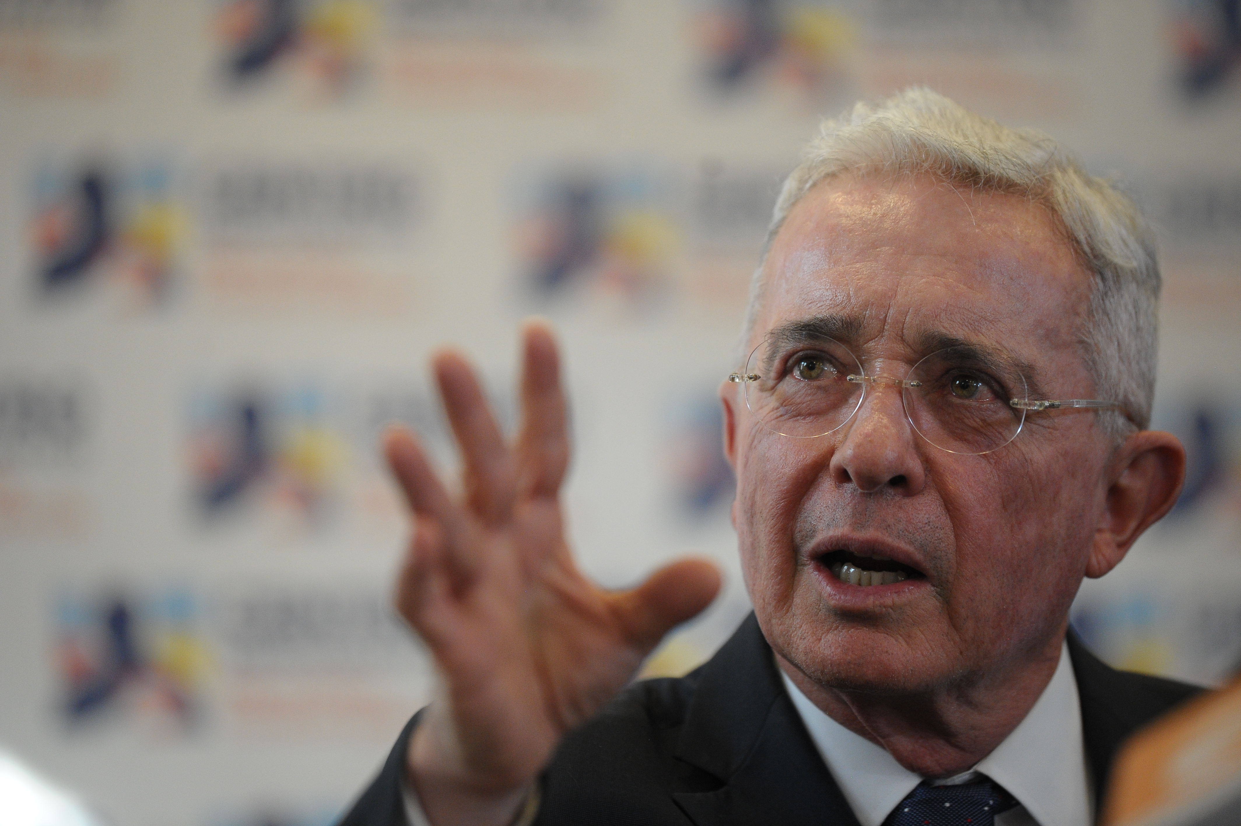 Se aplaza el juicio contra Álvaro Uribe Vélez por presunta manipulación de testigos
