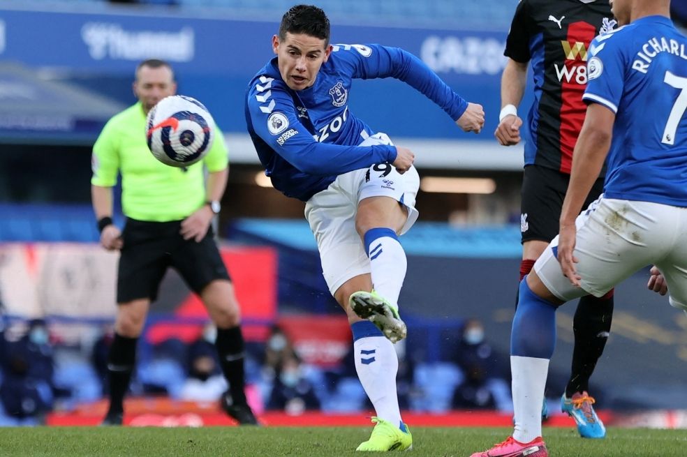 ¡Está de vuelta! James anotó en el empate de Everton por Premier League