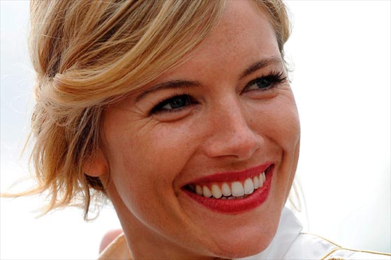 Sienna Miller: desnuda y embarazada