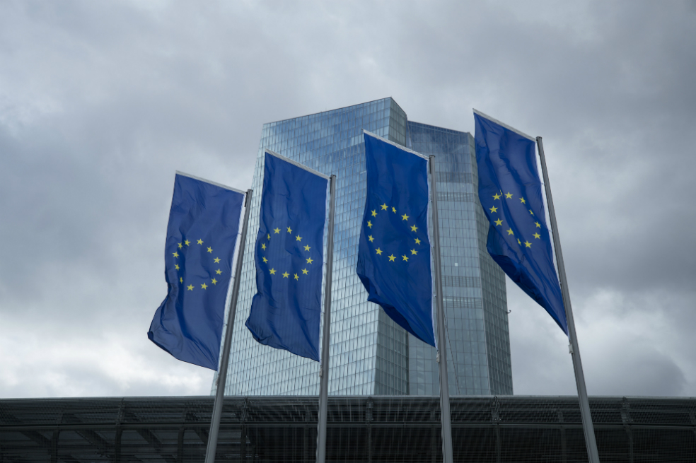Desaceleración de inflación en eurozona enturbia debate de BCE