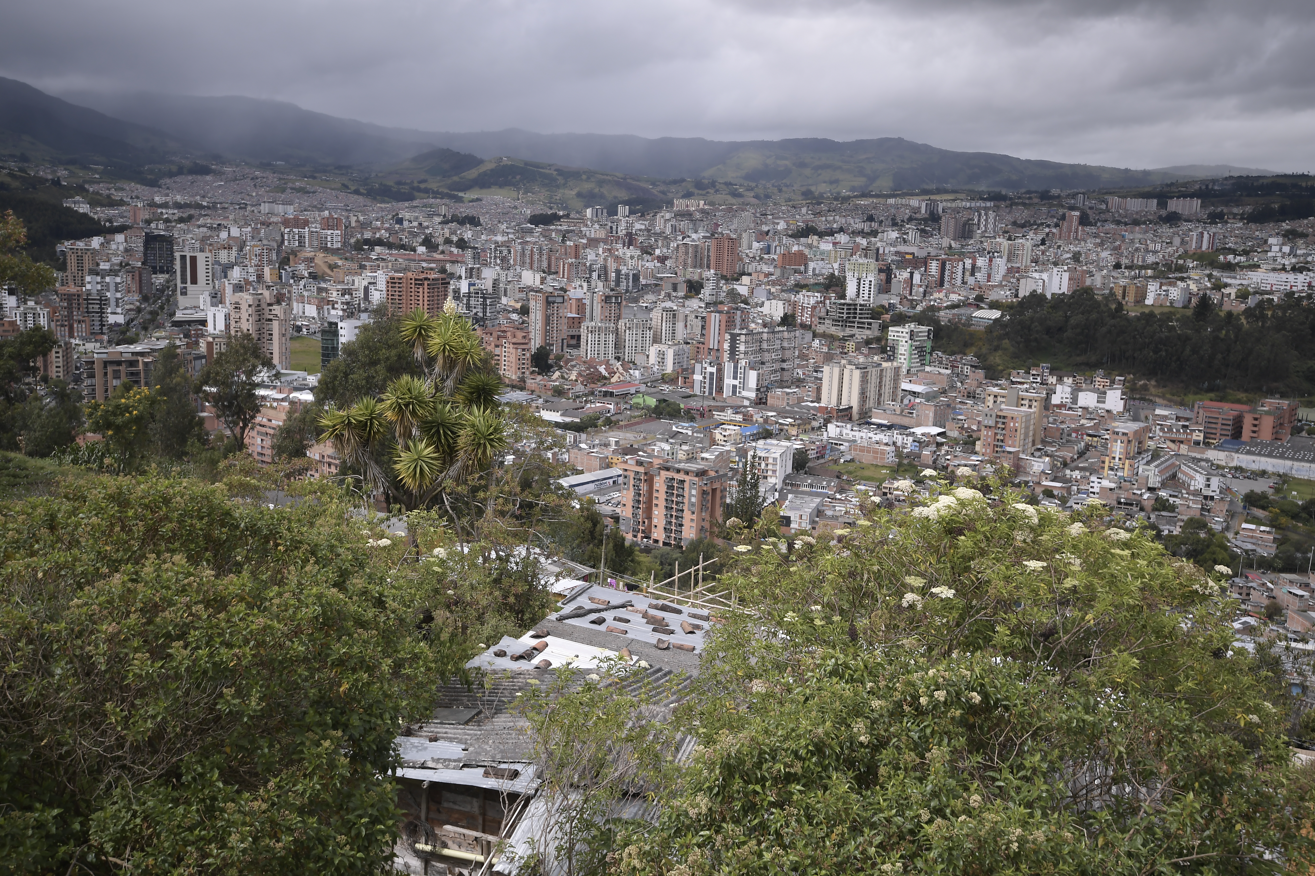 Una persona desaparecida y varios evacuados tras avalancha en Pasto