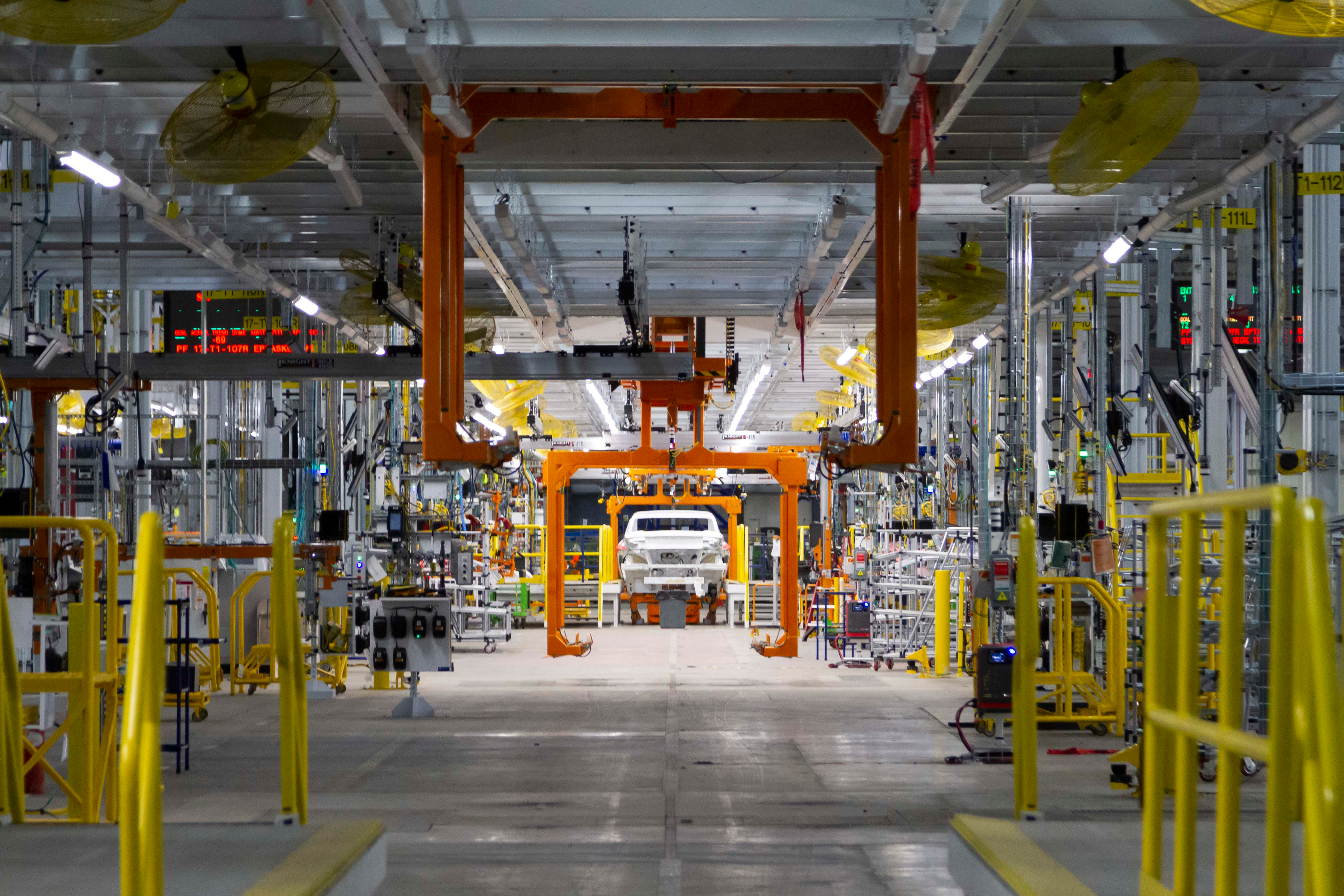 Así afectan los aranceles de Trump a las principales marcas de carros