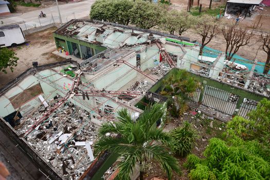 Restos del edificio del Instituto Colombiano Agropecuario (ICA), destruido luego del carrobomba del 19 de enero.