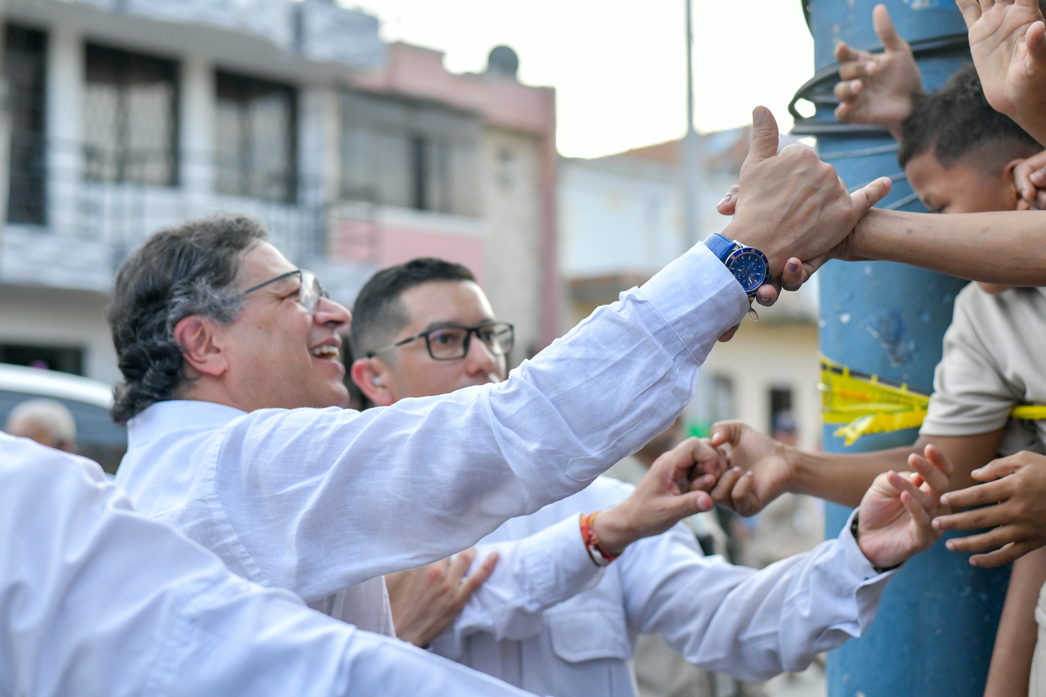 Petro cerró el 2024 con recorrido por el barrio Pescaíto, en Santa Marta