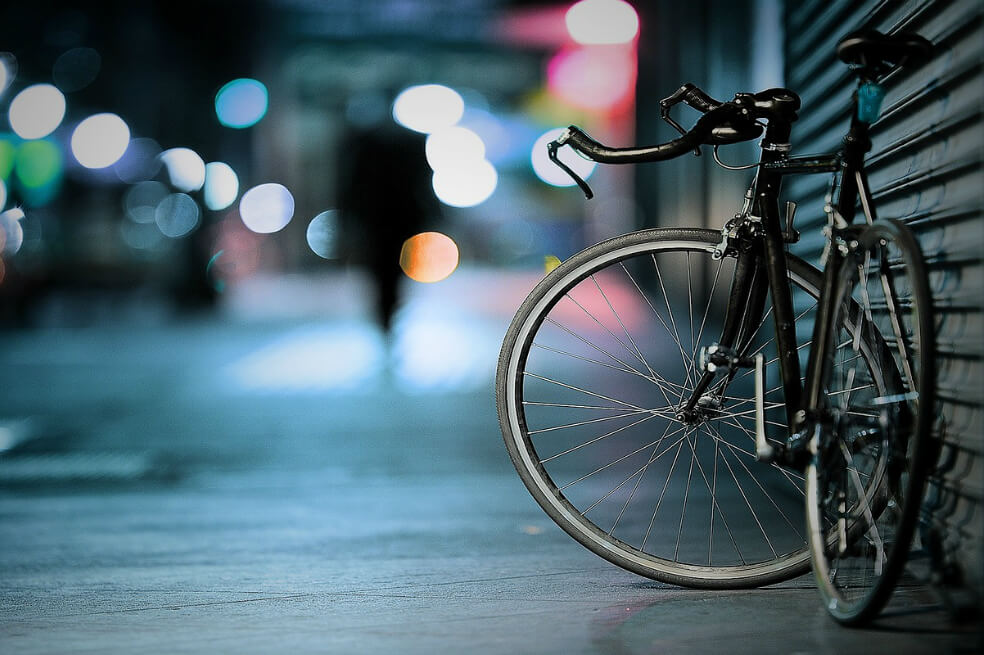Colectivos de ciclistas en Cali rechazan amenaza a líder feminista y activista