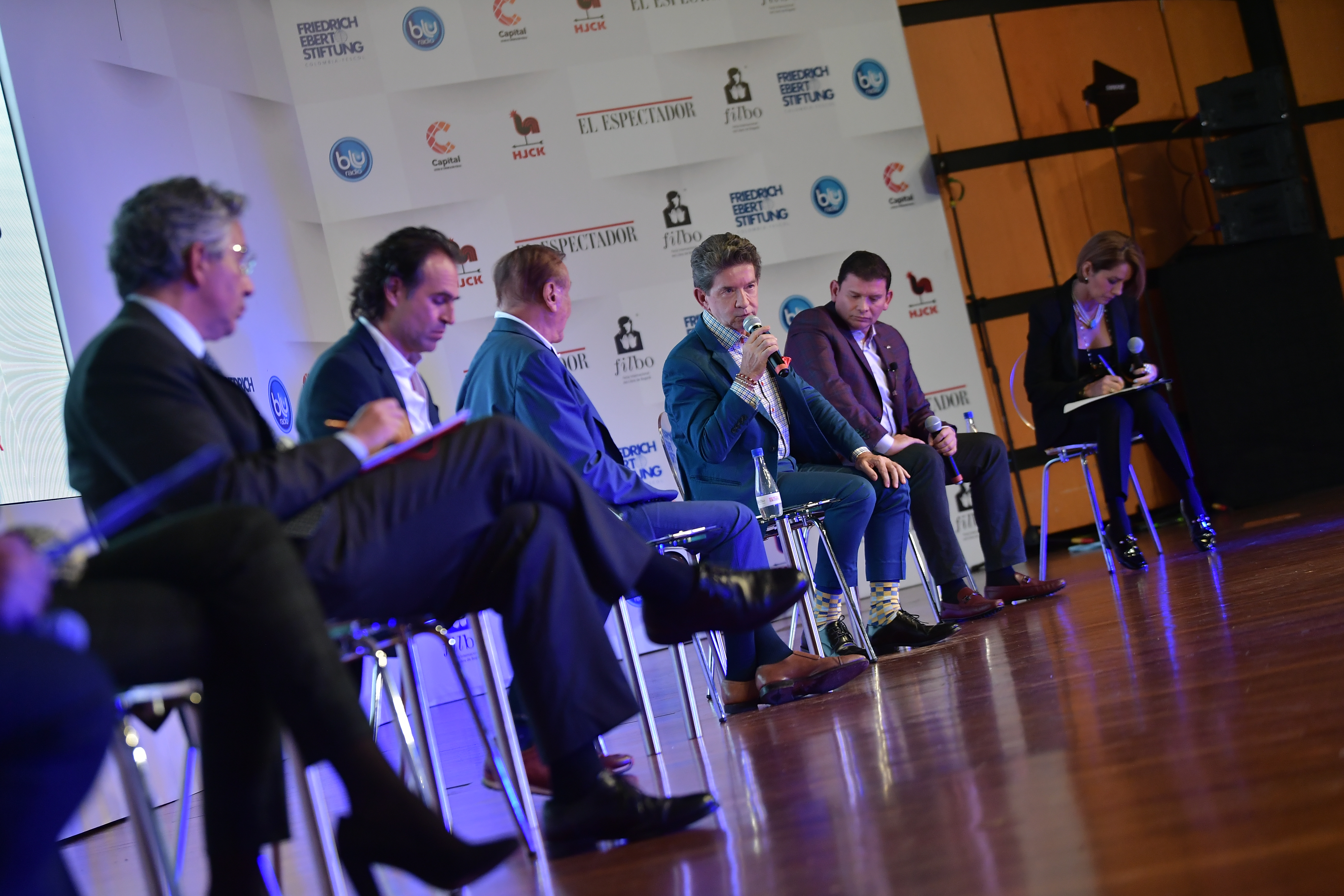 Debate de los candidatos a la presidencia para el periodo 2022 – 2026 realizada en la Feria del Libro 2022