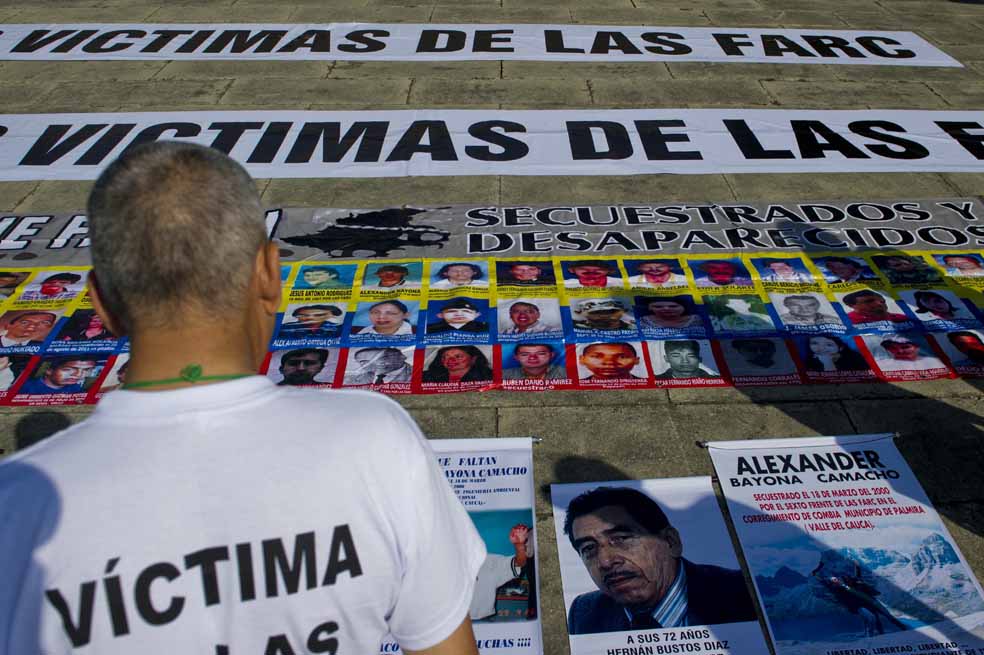 El desafío de reparar a las víctimas en Colombia