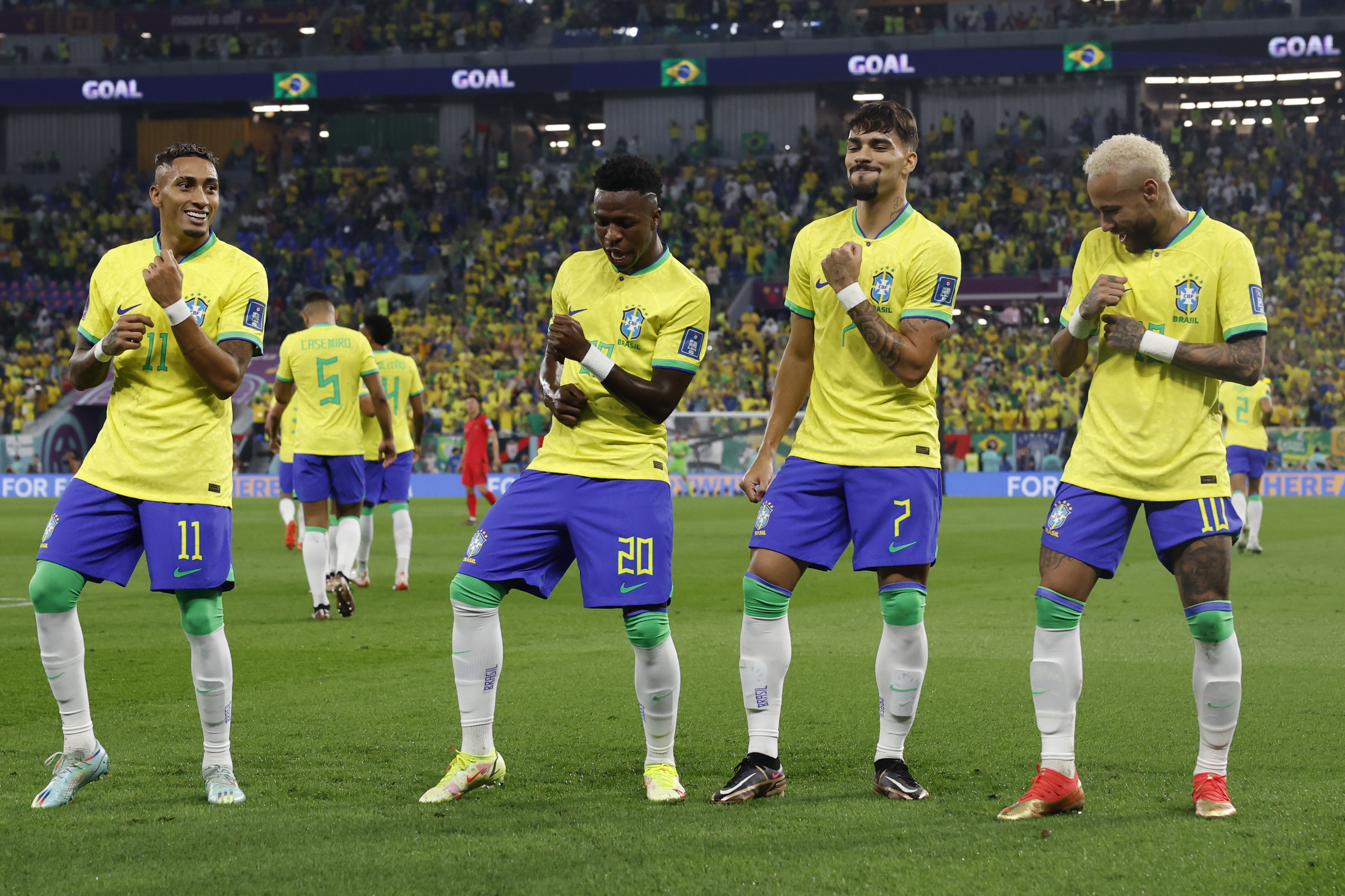 La canarinha quiere la sexta copa: Brasil ganó, gustó y goleó a Corea del Sur