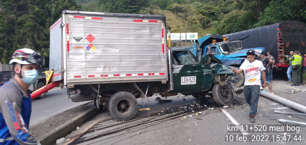 Vía Medellín-Bogotá: reabierta tras cierre por accidente