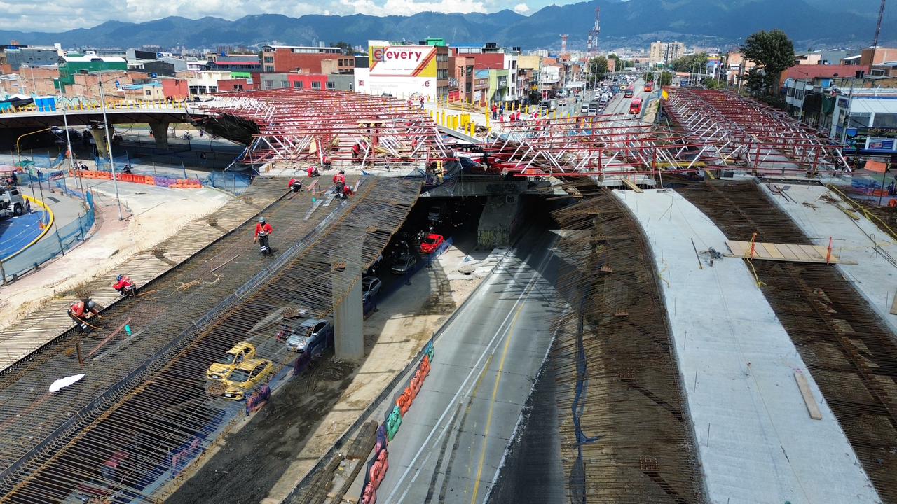El puente de Venecia hace parte del Grupo 1 de la av. 68.