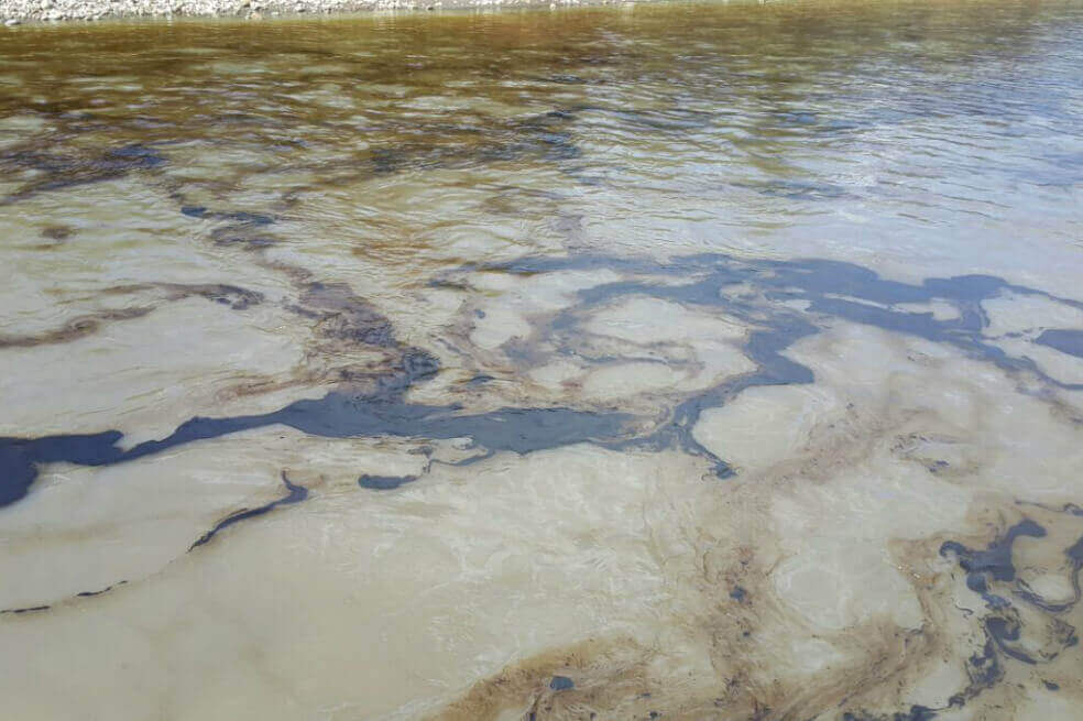 Derrame de crudo en Toledo, Norte de Santander, fue causado por un atentado a oleoducto