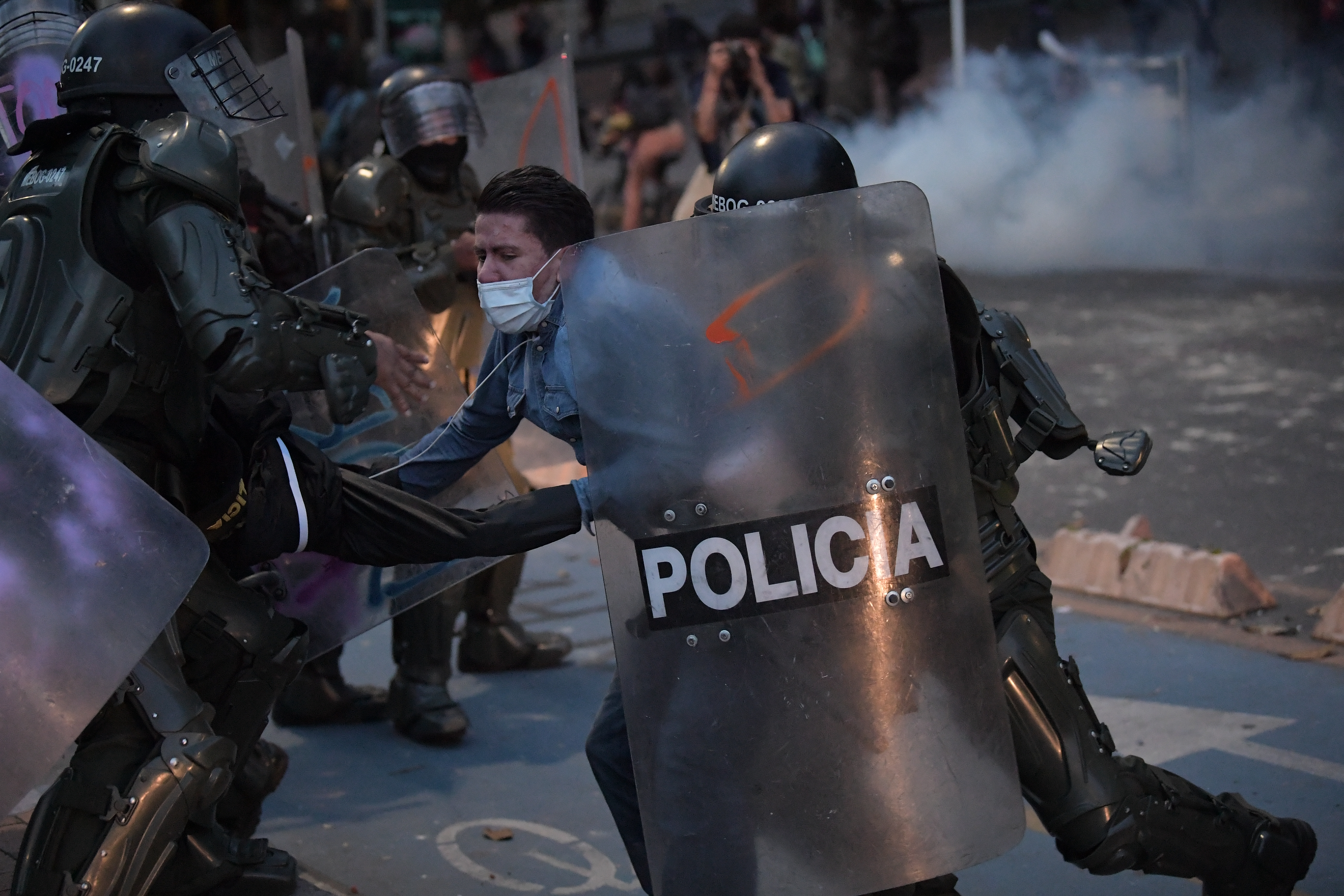 Protesta contra el abuso policial el 12 de Septiembre, motivadas por el presunto caso de violación a tres mujeres por parte de integrantes de esta institución.