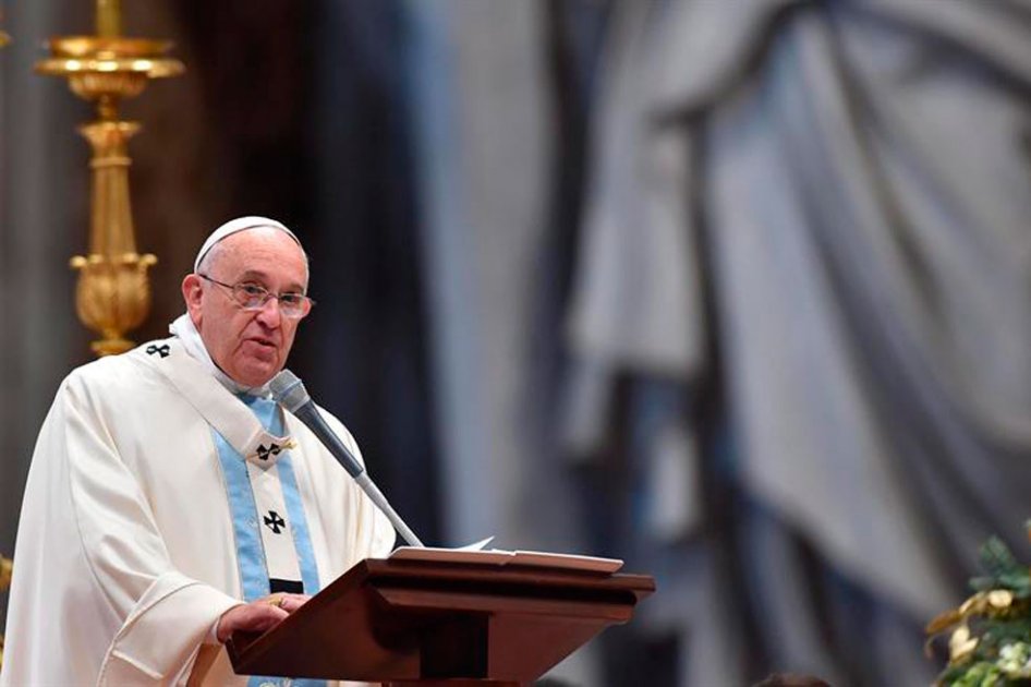 Se consume y creo que también se produce: El papa sobre droga en Argentina