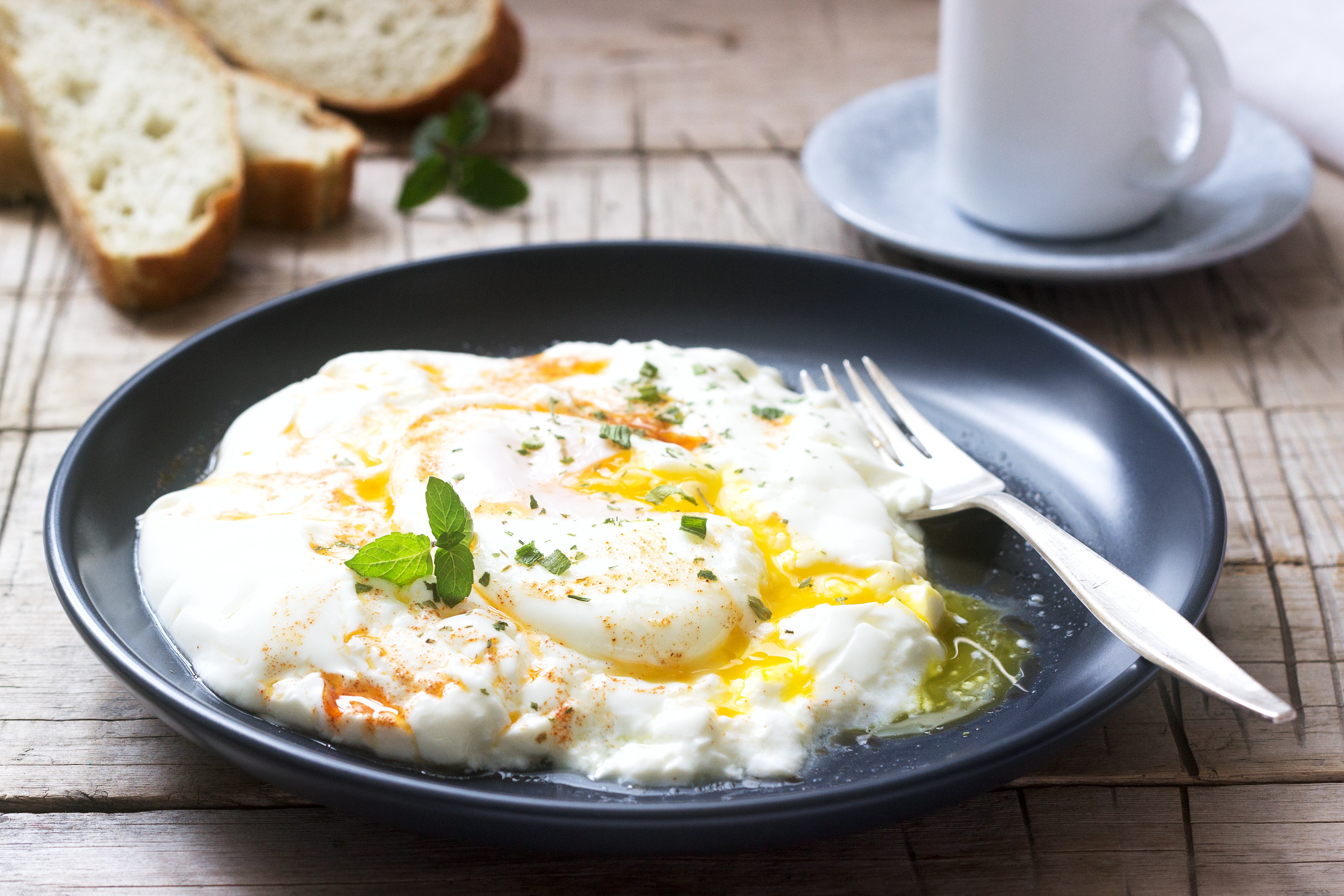Receta: así se preparan los huevos turcos