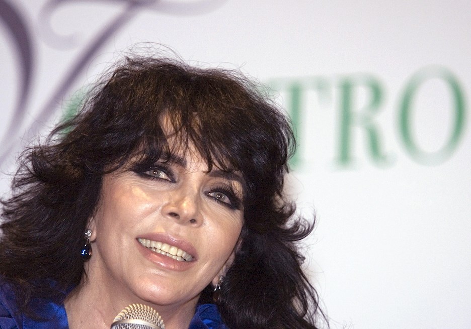 Evidencia: Así lucen las arrugas de Verónica Castro antes y después del Photoshop