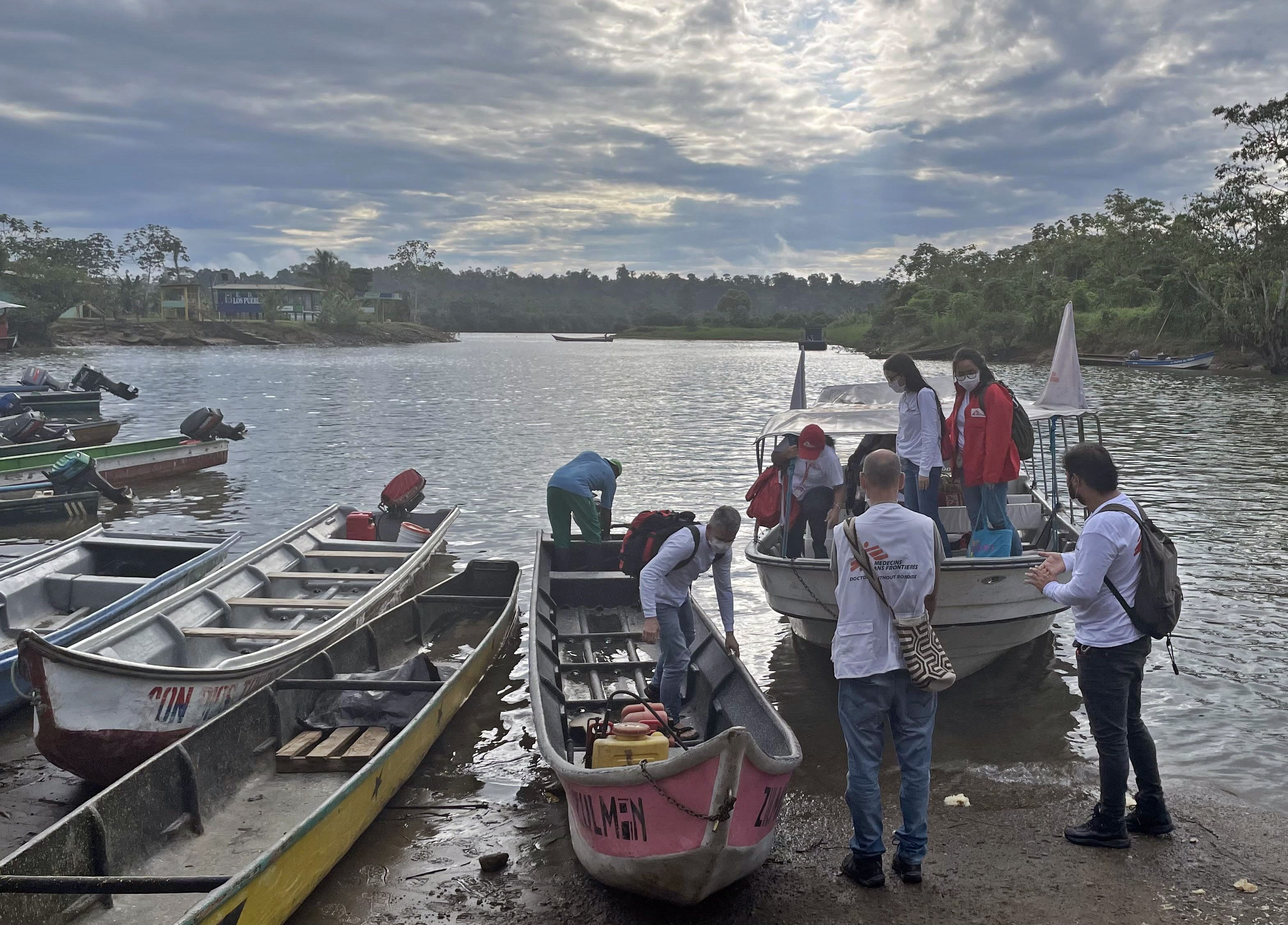 Emociones entre armas: así trabaja una psicóloga en zonas de conflicto en Colombia