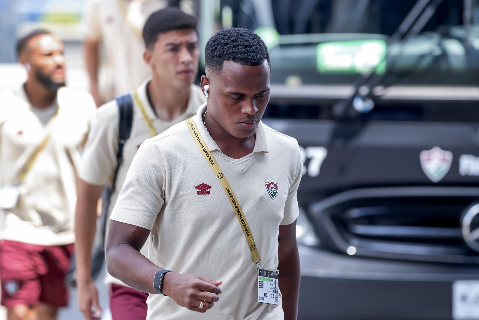 Jhon Arias, entre lágrimas: “Les pido disculpas. Doy mi vida por esta camiseta”