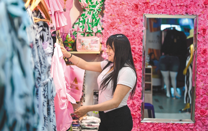 Ropa de fin de año: recomendaciones para cuidar su bolsillo
